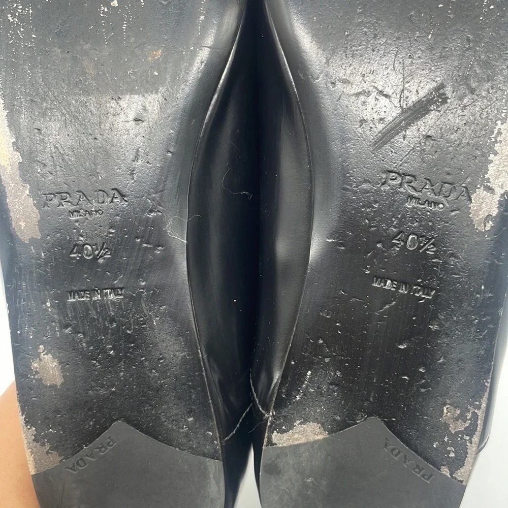 Prada Black pointed toe soft leather logo embossed foldable loafer flats 40.5 - Picture 6 of 8